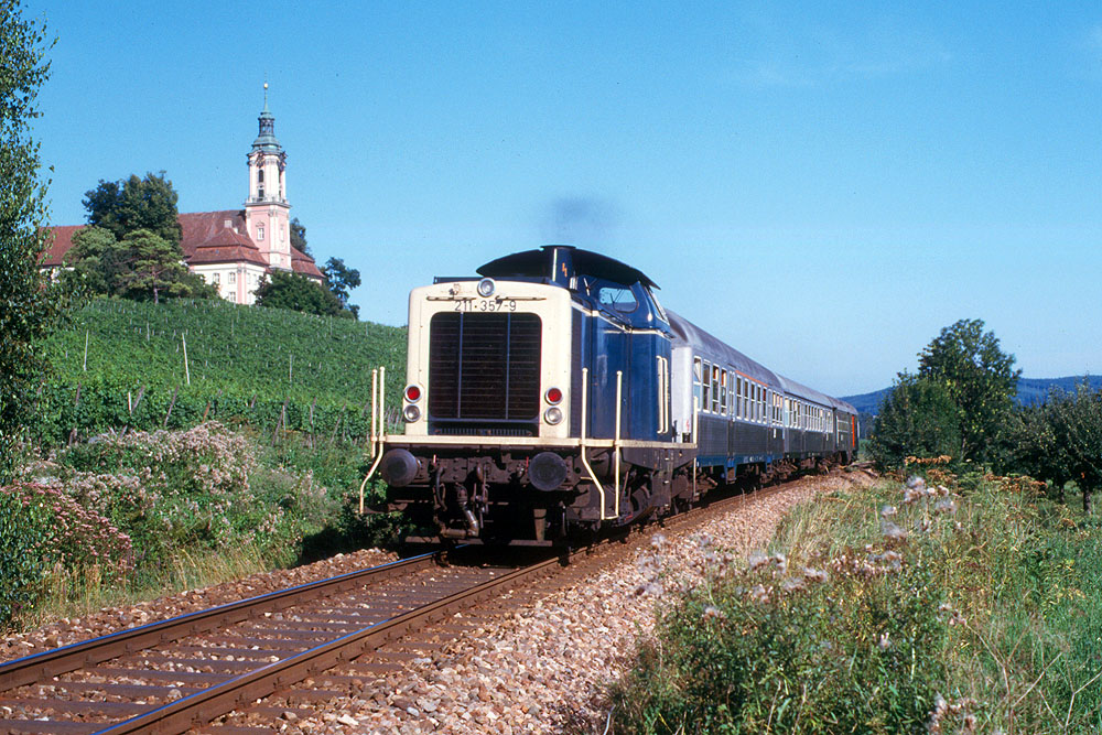 https://www.eisenbahnfotograf.de/datei/August 1986/980215 DB 211357 Birnau 7.8.86.jpg